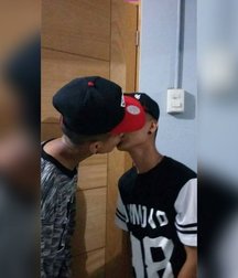 passionate kisses 5877e39c77da8.jpg
