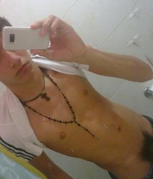 selfies 3 587d1a3961230.jpg