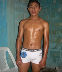 white briefs 587e7a9448fcb.jpg