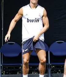 soccer players (no porn) 587f0e7c0bb75.jpg