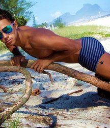 sexy latin boys (no porn) 587f4556d8c19.jpg