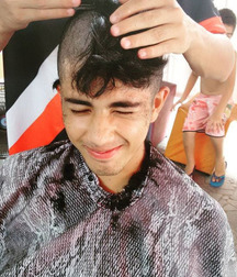 guys who shave their hair 588287ce16472.jpg