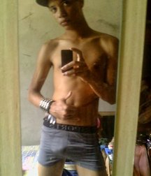 boys in their underwear2 5883dd55099ae.jpg