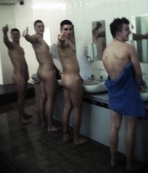 shower with friends 2 58868e12c772d.jpg