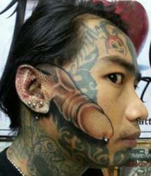 crazy tattoos 588732e7ecbc0.jpg