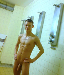 shower boys 588b2b19cfff4.jpg
