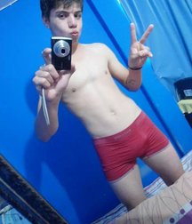 boys in their underwear3 588da3bc03546.jpg