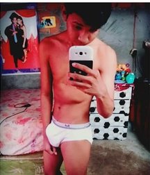 boys in their underwear3 588da3c1a876e.jpg