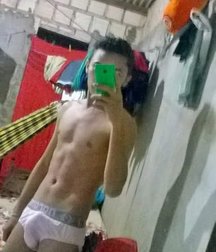 boys in their underwear3 588da3e76f0c2.jpg