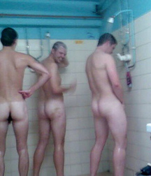 to shower with friends ( no porn) 588db57e5c200.jpg