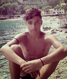 sexy boys no porn2 5890f8470fad0.jpg