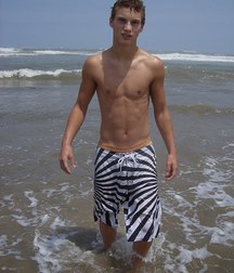 boys at the beach ( no porn) 4 5899baec8fab4.jpg