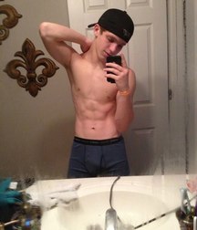 sexy selfies, no porn 589f55775dc6e.jpg