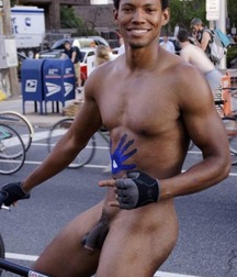 cyclists sexy 2 58a5c94faca45.jpg