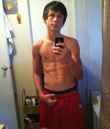 selfies no nude 58a816759b7f5.jpg
