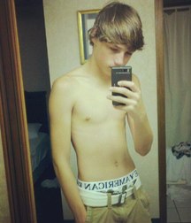 selfies no nude 58a81677b6c04.jpg