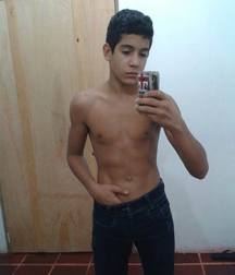 selfies no nude 58a81680ecfd1.jpg