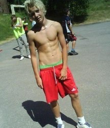 beautiful sexy guys 58aa0be808e30.jpg