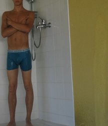 boys in shower (no porn) 58ad23a8e75f4.jpg