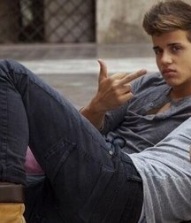 very cute guys 58ad282c2b858.jpg