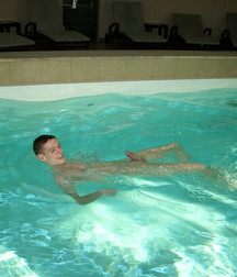 naked in the pool 58ae0bb722f2e.jpg