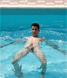 naked in the pool 58ae0bbf8e327.jpg