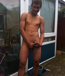 hands covering his penis 58afd27fd9ebe.jpg