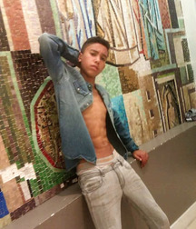 beautiful boys dressed 58b18d0843487.jpg