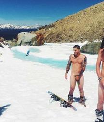 naked guys who ski 58b4b06bb72ae.jpg