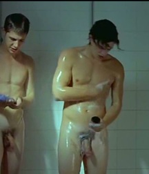 it's nice to take a shower in two 58b735ffba033.jpg