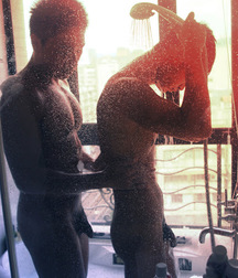 it's nice to take a shower in two 58b7360328d58.jpg