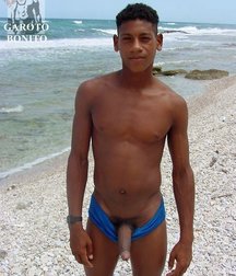 naked blacks guys at the beach 58c04aa1cd7aa.jpg