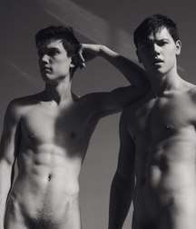 sexy image in black and white 58c2a2cc2b631.jpg