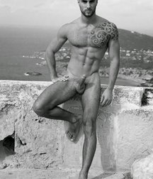 frontal nude 58cafcab82856.jpg