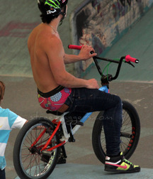 sexy sport 58d079fff1e58.jpg