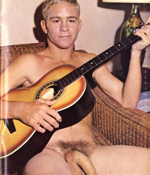 my old gay uncle when he was young 58d533d076e06.jpg