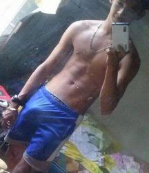 photograph himself in the mirror (no porn)