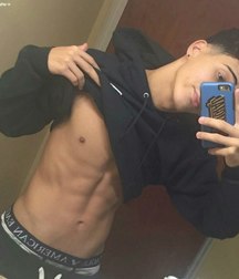 collection of guys who do the photography 58e87968eda21.jpg