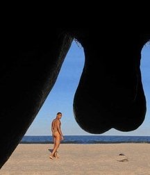 big and sexy testicles 58e879d60b202.jpg