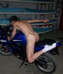 naked guys on motorcycles 58e9215f489d6.jpg