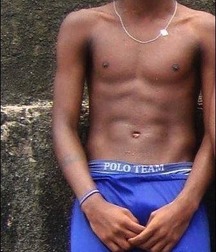 beautiful boys show their chest 58e92f6565247.jpg