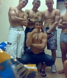 showers, locker rooms and men's saunas 58ee4cc85ea0d.jpg