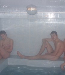 showers, locker rooms and men's saunas 58ee4ccb7fc10.jpg