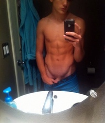 selfies  soft (no nude) 58ee4d5e3e972.jpg