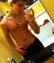 selfies  soft (no nude) 58ee4d63cec85.jpg