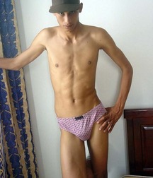 boys in their underwear 58f0b9836f421.jpg