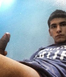 naked but not too much 58f208ecc8a15.jpg