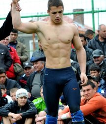 The weird swelling of the athletes 58fce2fa1d54d.jpg
