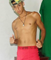Brazilian panties (no porn) 58ff3a321bf8b.jpg