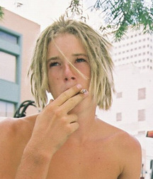 Boys smoking 59006eb132926.jpg